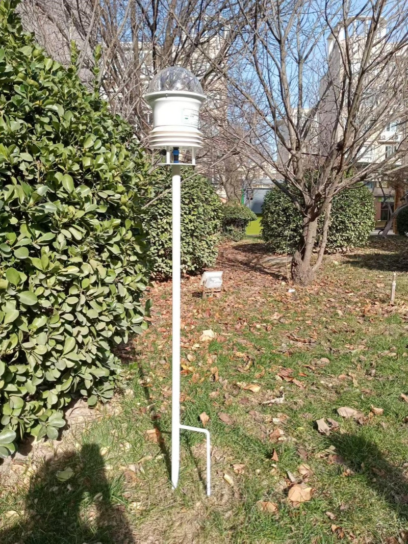 “智能花藍”4G環(huán)境數(shù)據(jù)監(jiān)測儀圖片3