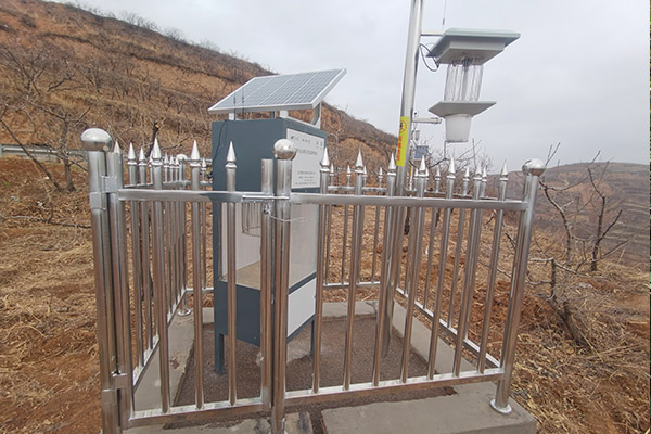 美國白蛾性誘監(jiān)測設備圖片4