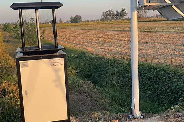 重大病蟲害監(jiān)測(cè)預(yù)警設(shè)備圖片1